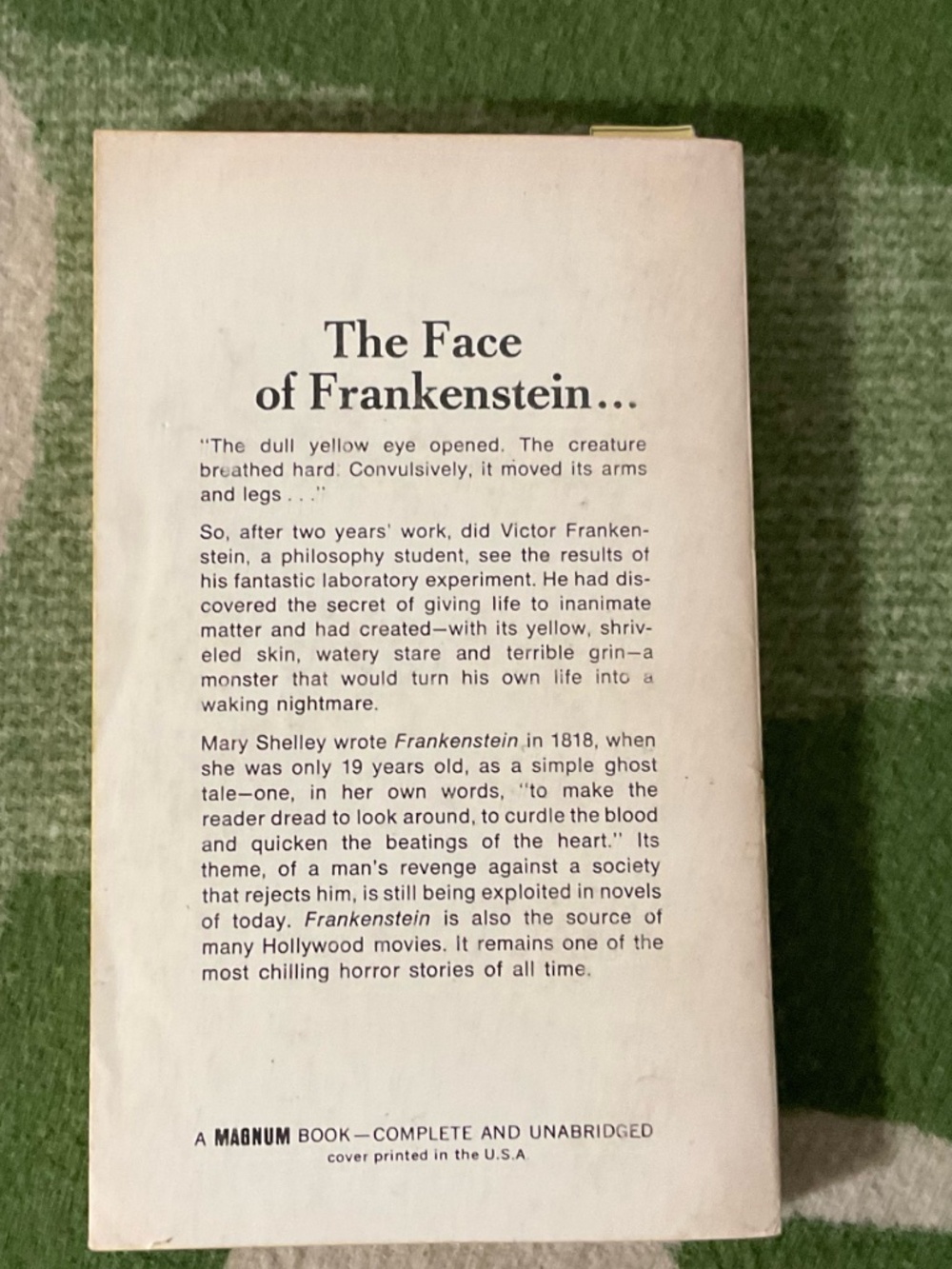 Vintage 1968 paperback edition of Frankenstein-by Mary Shelly - Picture 2 of 2